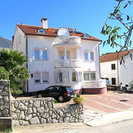 Apartments Kristina Krk Town Exteriér fotografie