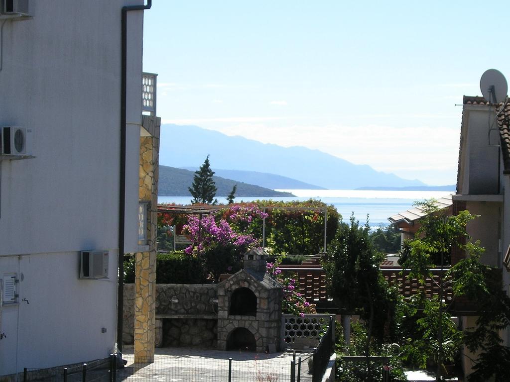 Apartments Kristina Krk Town Exteriér fotografie