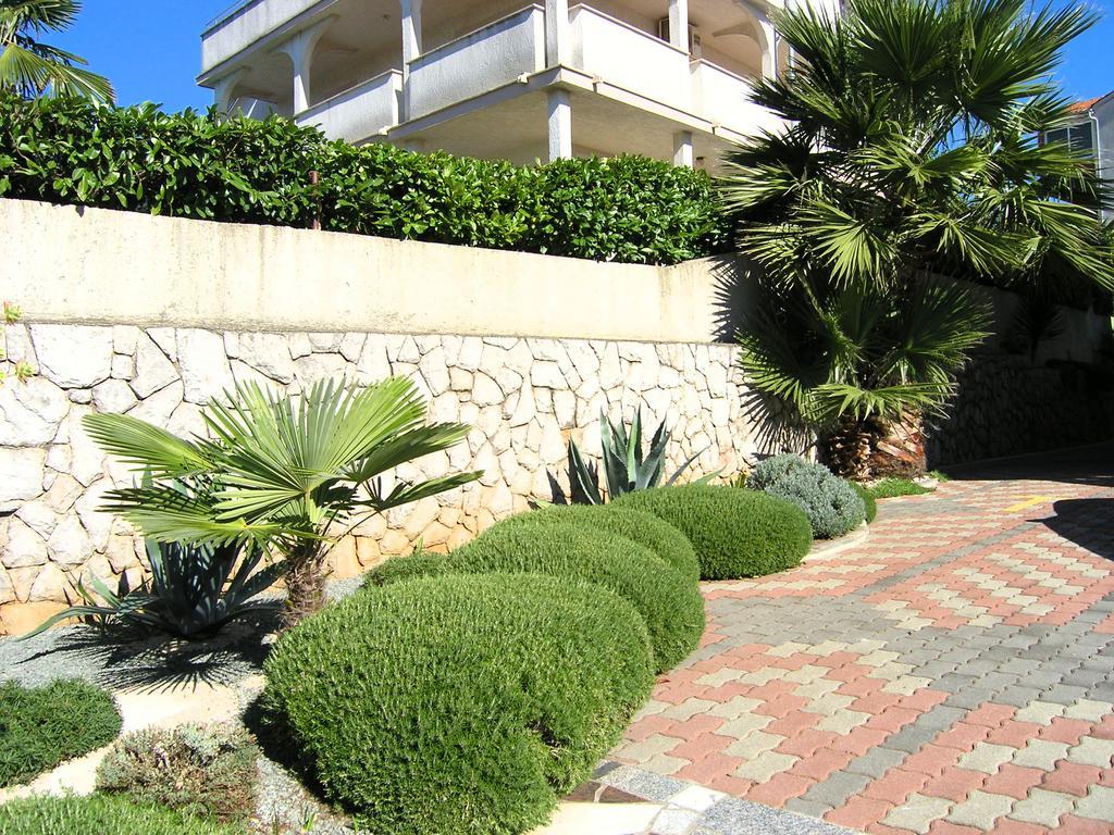 Apartments Kristina Krk Town Exteriér fotografie